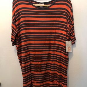 XS LuLaRoe Irma top